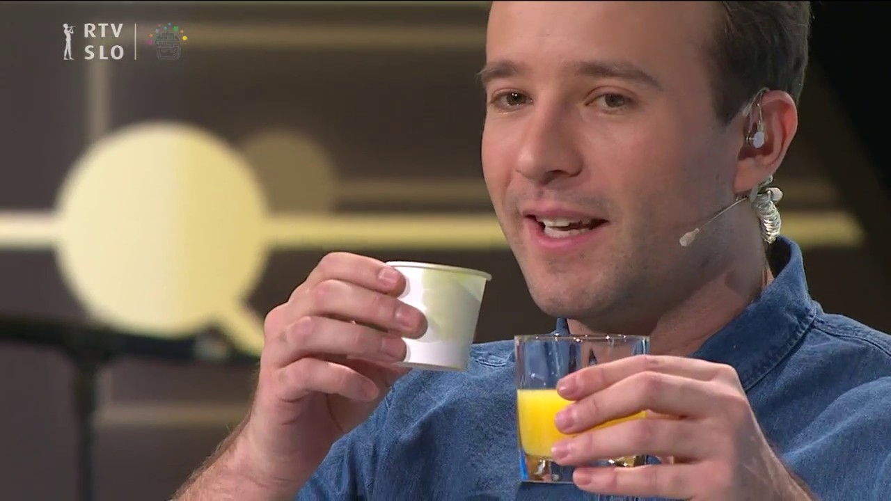 Umivanje zob in pomarančni sok