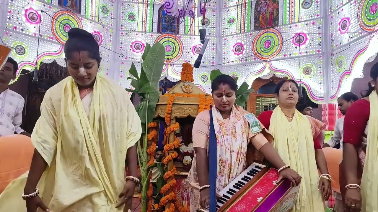 শ্রী শিপ্রা সম্প্রদায়, খুলনা। উৎসব অঙ্গনঃ রাধাকৃষ্ণ মিলন মন্দির, বাণীগ্রাম, বাঁশখালী, চট্টগ্রাম। 