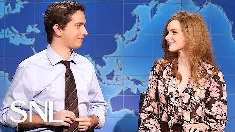 Two People Just Hooked Up Debate Government Shutdown – Hilarious SNL Weekend Update!