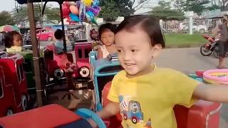 Download lagu Naik Odong Odong Tayo - Lagu Du Di Dam Dudidudidam Enno Lerian