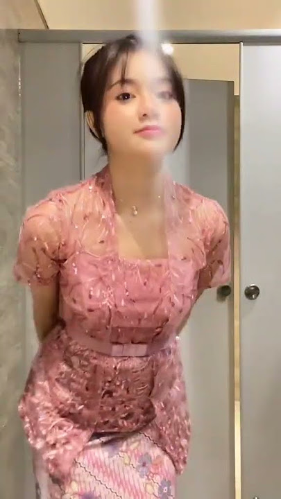 kebayang pink lebih hot dari pada kebaya merah #viral
