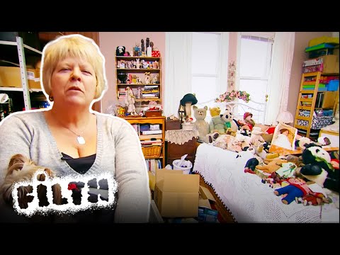 The 57 Year Old Who Refuses to Clean Her Flat | Hoarders | Filth documentary thumbnail