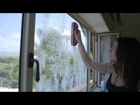 The Glider magnetic window cleaner User Manual