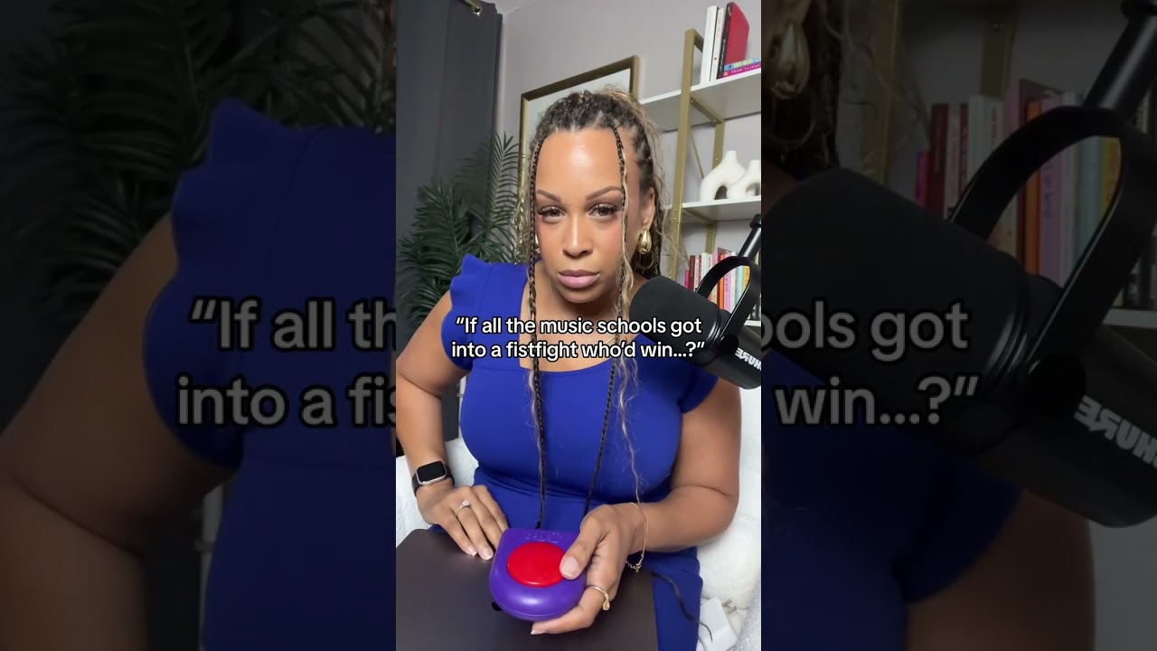 Regardez If all the TV hosts got into a Fist Fight- Who Would Win? sur YouTube Regardez If all the TV hosts got into a Fist Fight- Who Would Win? sur YouTube