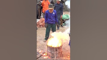 Xem nấu đồng đúc chuông hồi hộp quá