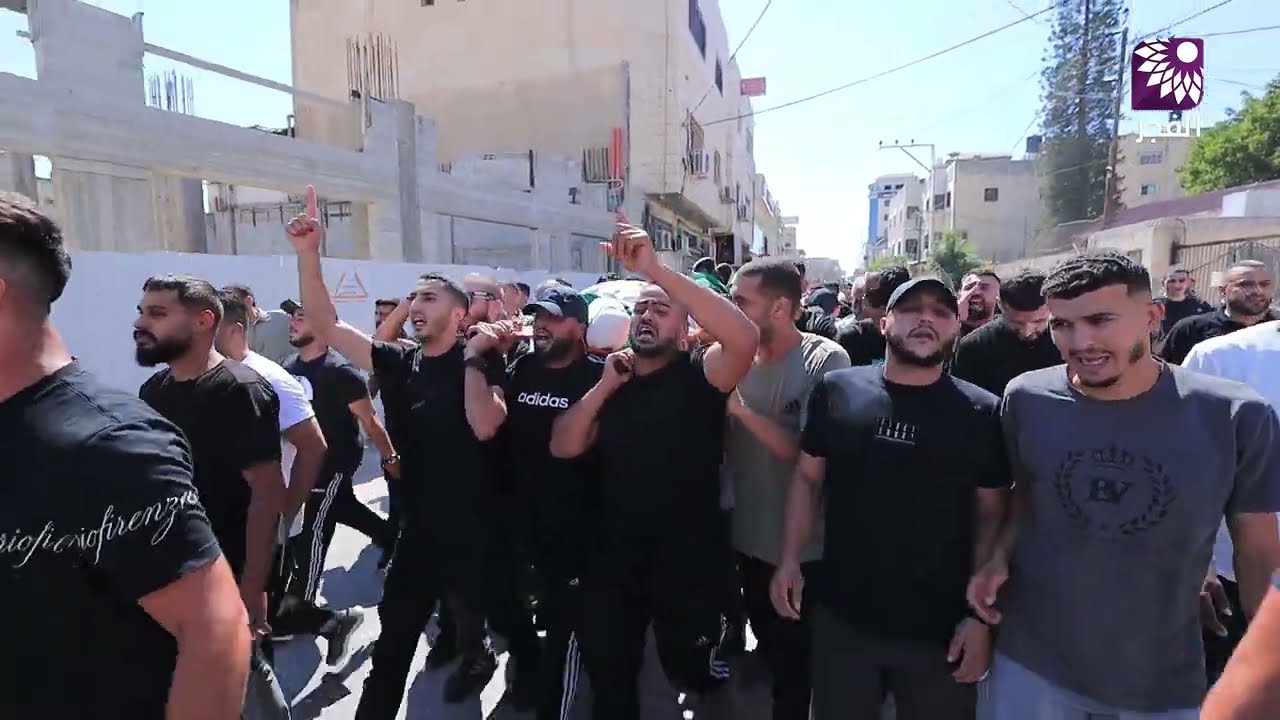 تشييع جثمان الشهيد هيثم بليدي من مخيم طولكرم