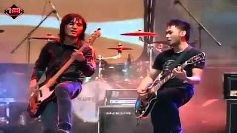 Peterpan topeng live in konser