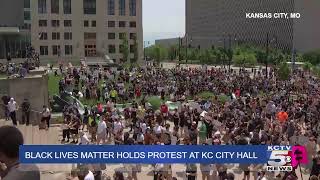 ⁣Black Lives Matter holds protest at Kansas City City Hall