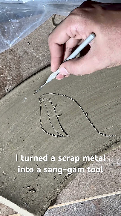 I am a fan of Potters like Hwasimdoyo and Moondobang. I created my carving tool in true asian spirit