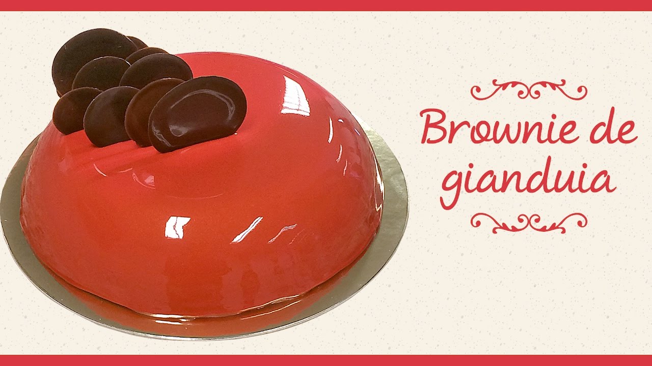 RECEITA DE BROWNIE DE GIANDUIA COM GLAÇAGEM