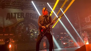 Alter Bridge - This Is War (Live Barcelona 20/11/2022)