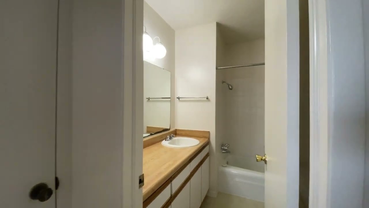 Summer Pointe Large 2 bedrooms 2 baths