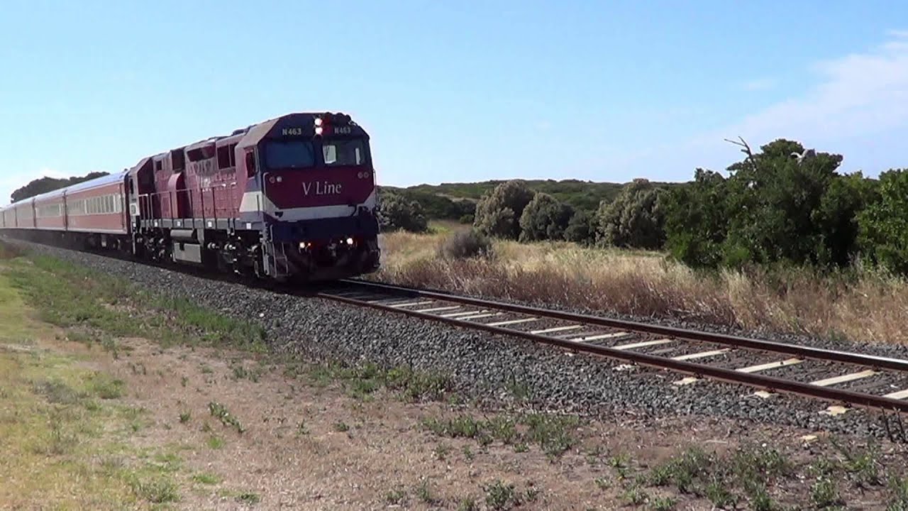 V/Line Trains Warrnambool - YouTube