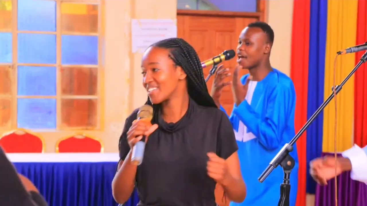 This is how we Worship God in an African Way__Watch up to the End