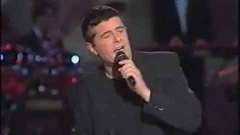 Francisco:  'Mil Banderas' (Gala de la Hispanidad ...