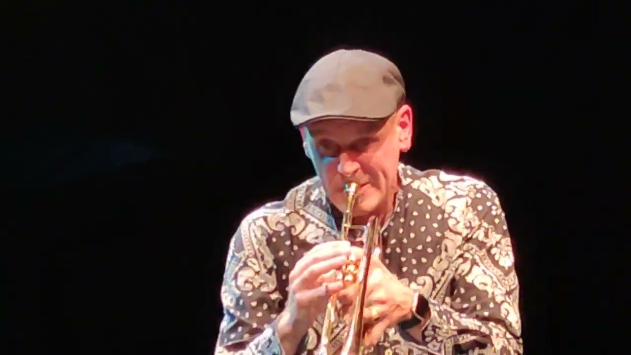 Olivia Trummer Live Milano