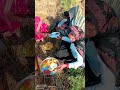 खेत में काम करते समय नाश्ता लेते हुए #music #ekmotahathighumechala
