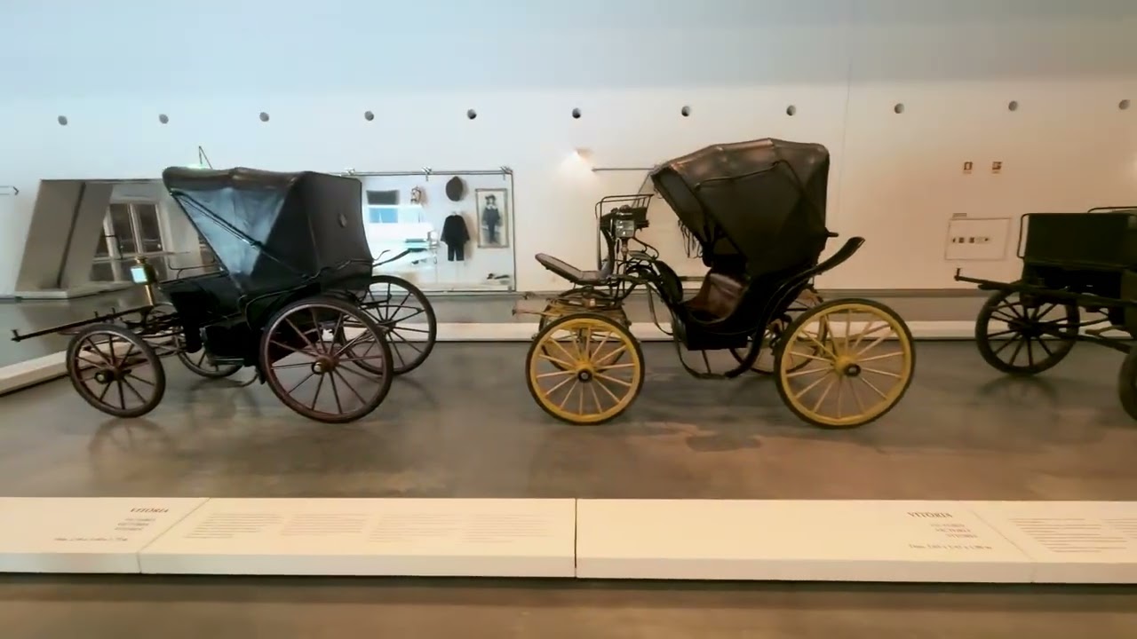 cate ceva despre muzeul trasurilor din Lisabona