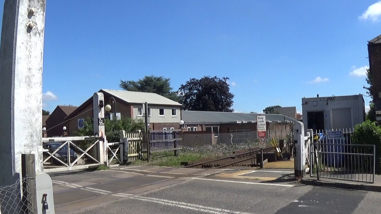Chapel Road Level Crossing, Lingwood - Opening Sequence 03/07/18