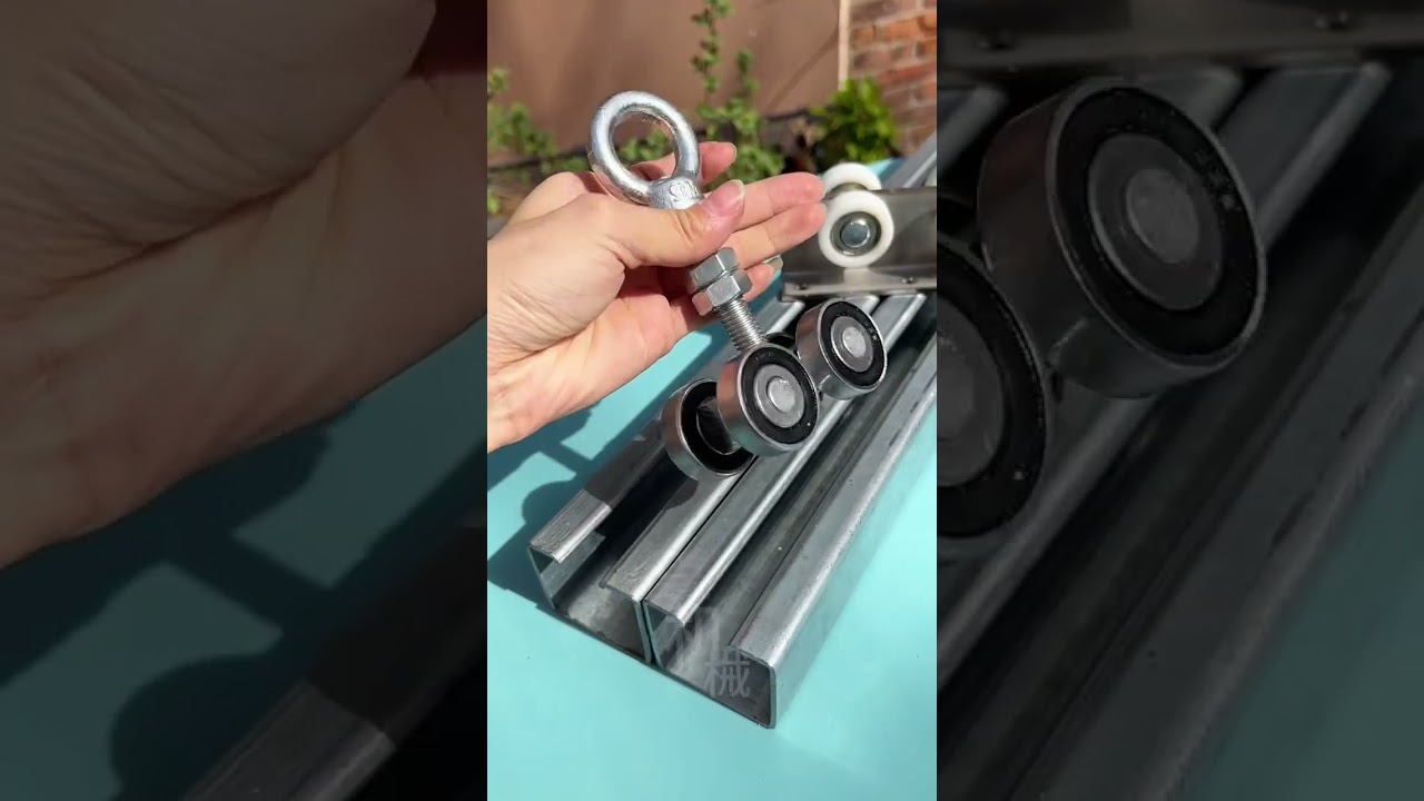 Skylight sliding pulleys, threaded rod rollers, can be used for sliding doors and skylights.