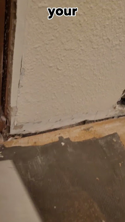 Perfect Floor Notch Every Time! 🔥 Don’t Leave Gaps Under the Door #diy #carpentry #flooring #shorts