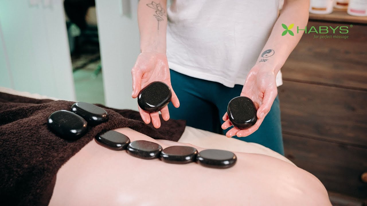 Relaksujący masaż kamieniami - jak go wykonać?