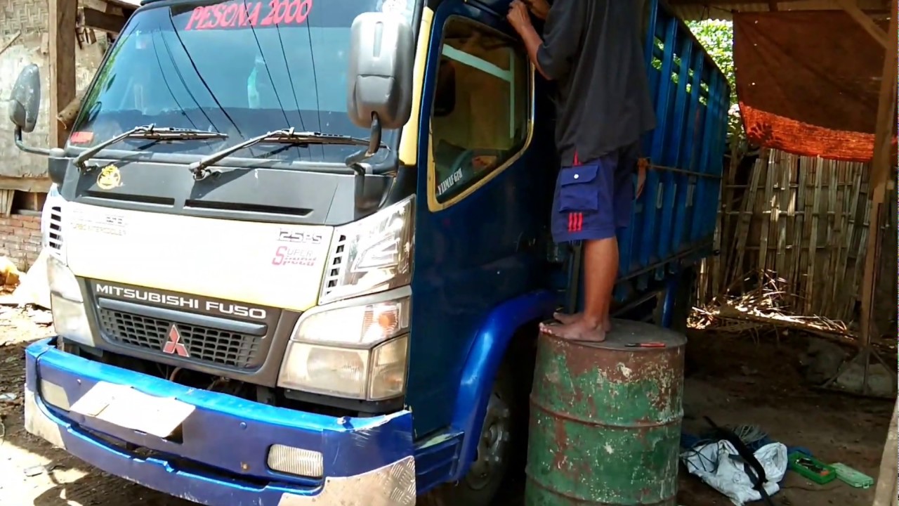  Cara  membuka  pintu  truk  center yang  terkunci  YouTube