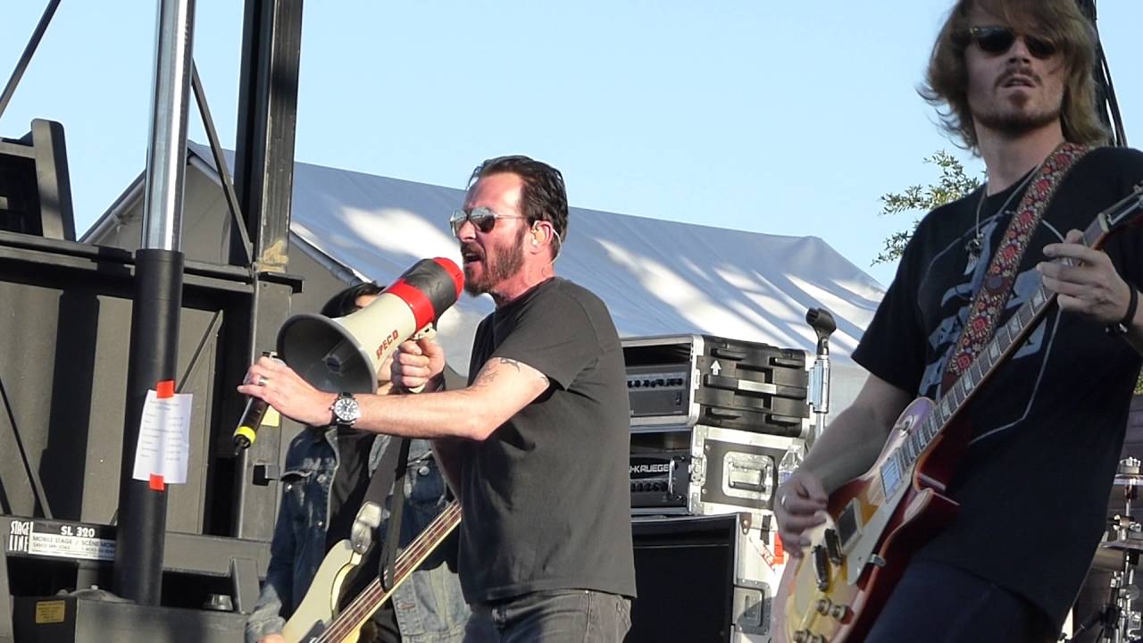 Scott Weiland & The Wildabouts - Crackerman (Stone Temple Pilots cover) San Antonio, Tx. 5/24/15