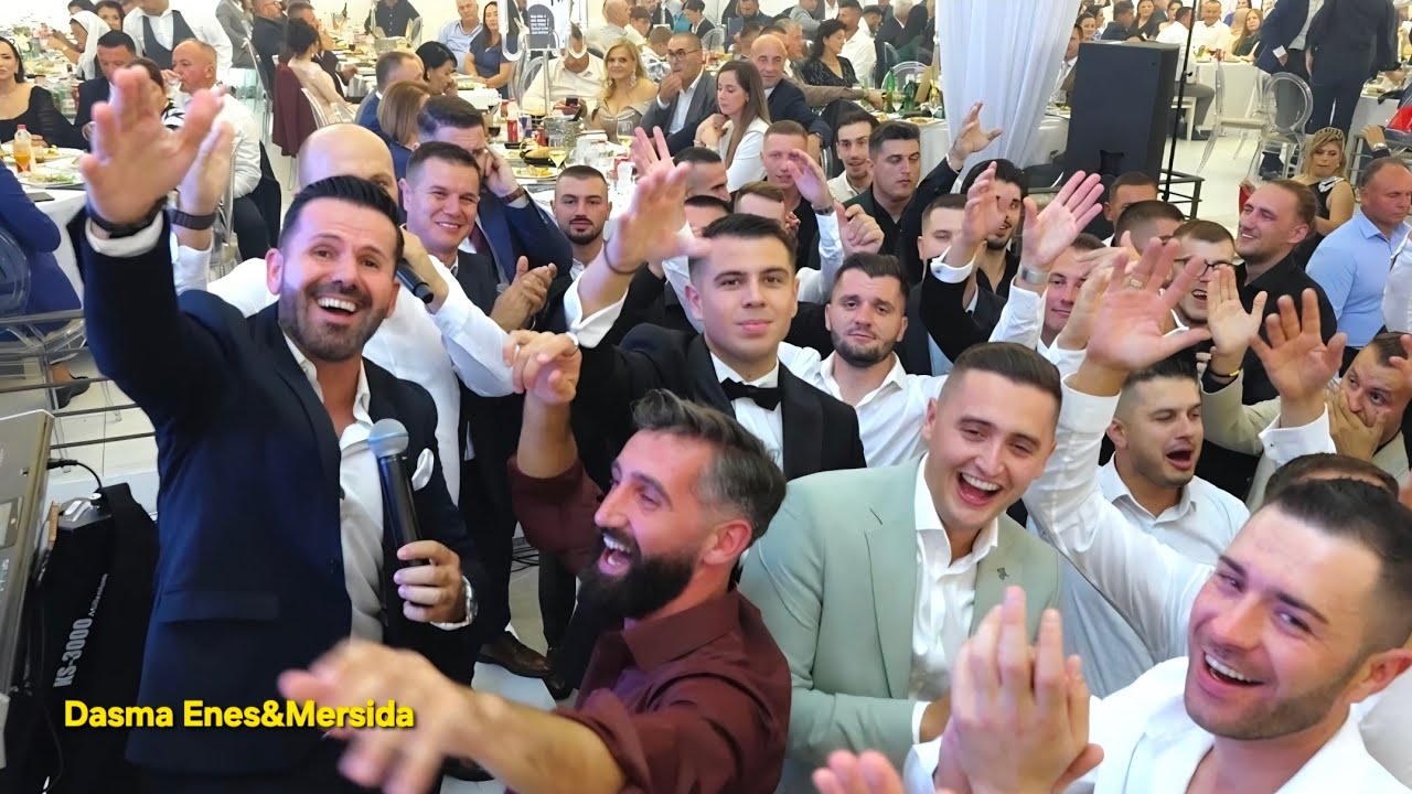Dasma Enes&Mersida - atmosferë e zjarrtë, shoqëria kësaj rradhe kalon limitet
