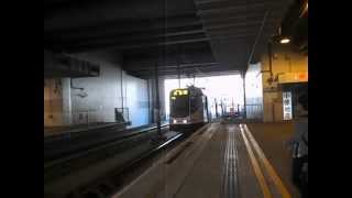 輕鐵(751@1063+1042)駛入屯門站