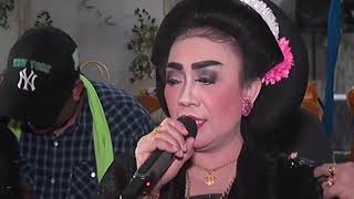 Download Lagu RICIK - RICIK - BUMBU UYAH / NYI. PIPIT \u0026 NYI. WANTIKA  - GANDRUNG NGESTI LARAS NEW MP3