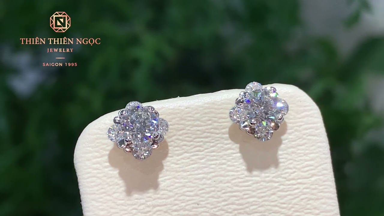 Hoa Tai kim cương đẹp xuất sắc hai viên chủ 4 ly 5 E... - youtube