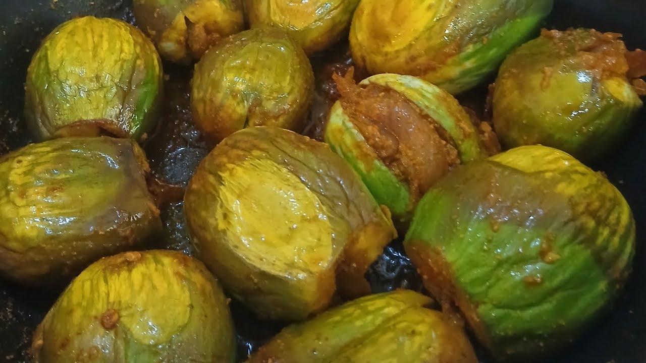 भरवा बैंगन रेसिपी | घर जैसा मसालेदार और स्वादिष्ट भरवा बैंगन 