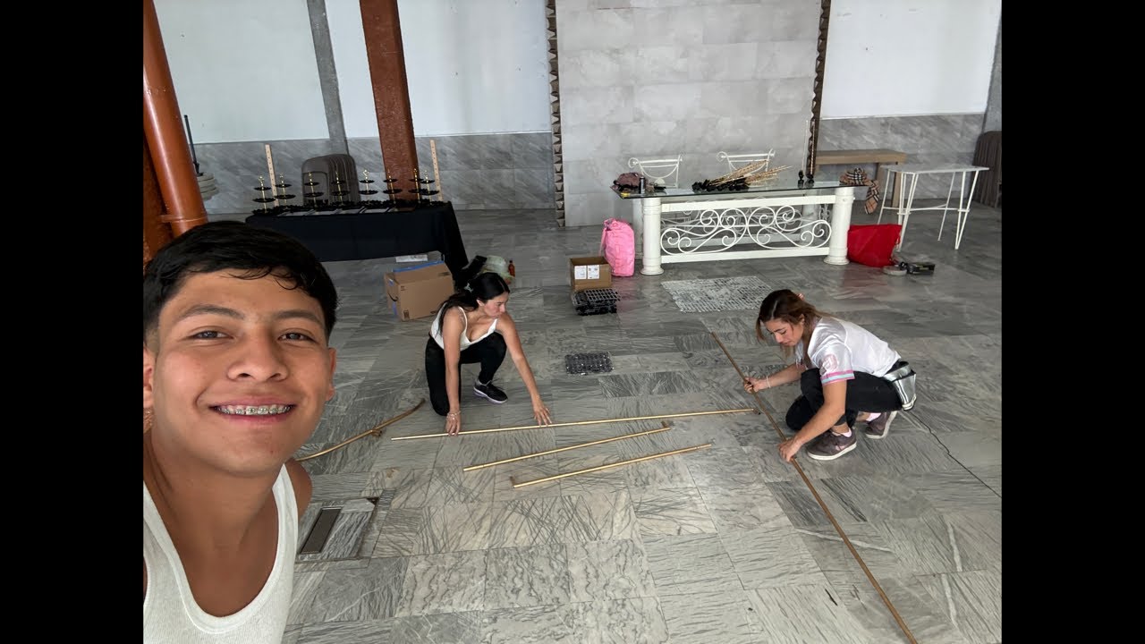 Ya en el salón me están decorando 🥰