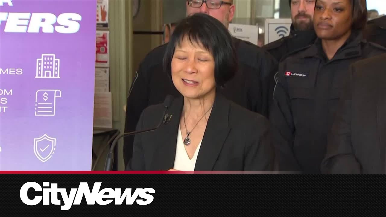 Finch West LRT reopens after crews clear snow from tracks