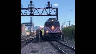 UP-NW Metra No 713 to Crystal Lake pass-by