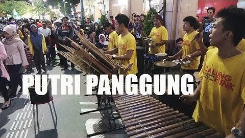 PUTRI PANGGUNG -- CALUNG FUNK MALIOBORO STREET MUSICIANS -- YOGYAKARTA