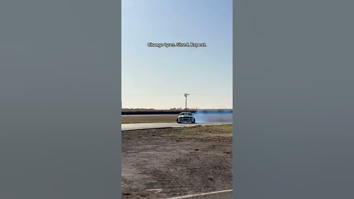 Change tyres, shred, repeat 🙋🏻‍♀️ #driftgirl #drifting #drift #car #180sx #sr20det #silvia #racing