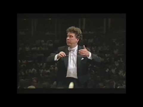 Tchaikovsky 'Italian Caprice' - Vassily Sinaisky conducts