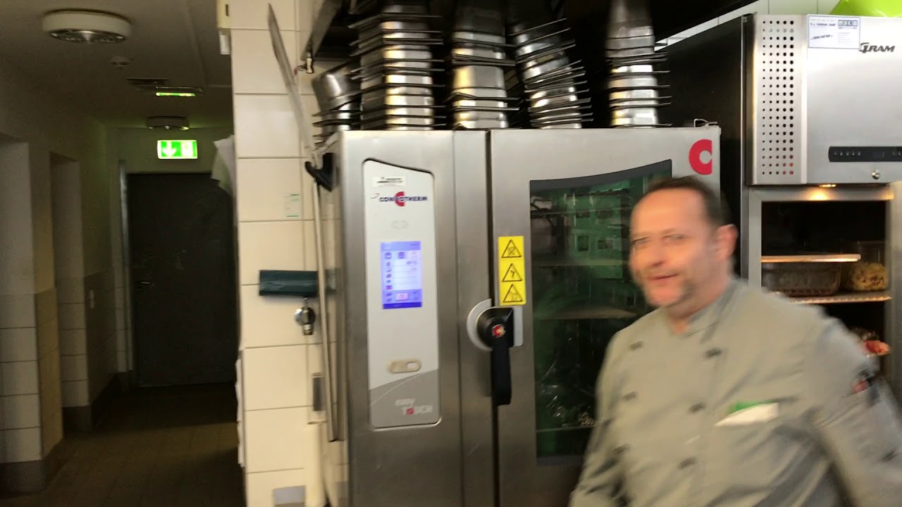 Maximare-Küchenteam on fire