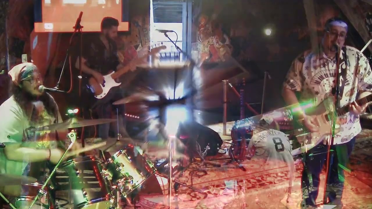 All Along The Watchtower [Live Jam] (Jimi Hendrix/Bob Dylan) - Pretty Rotten