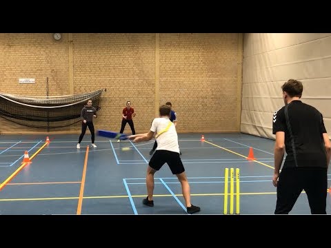 Gymles: Cricket: Speluitleg en oefenspelvormen