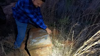 WE FOUND AN ABANDONED SAFE IN THE MIDDLE OF NOWHERE!!