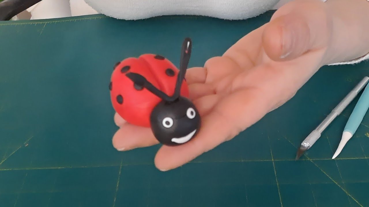 #Şeker Hamurundan UĞUR BÖCEĞİ Nasıl Yapılır?/How to Make LADYBUG with Sugar Paste?🐞🖤❤️