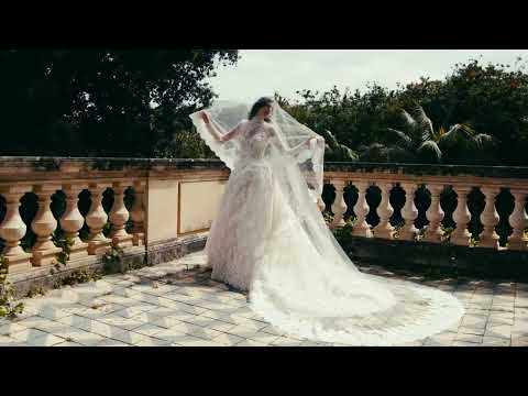 monique lhuillier windsor wedding dress
