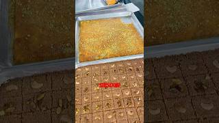 #kunafa #arabicfoodrecipe #sweets #baklava #ytshorts #ytshorts #food #trending #kungfu #methai