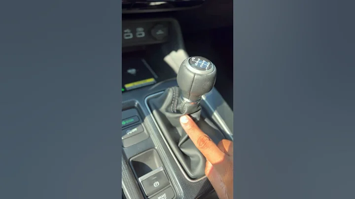 How to detach shift boot from shift knob. 2022-2023 Honda civic #automobile #honda #civic #howto