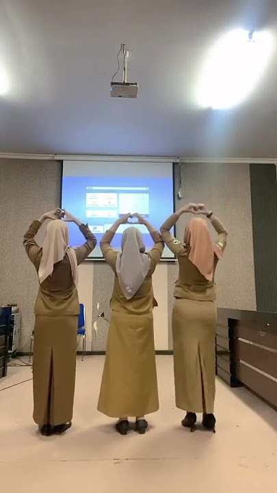 Onani di Pantat PNS