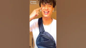 انتي مزه عليكي هزه واحلي غمزه من العيون شريف خالد 