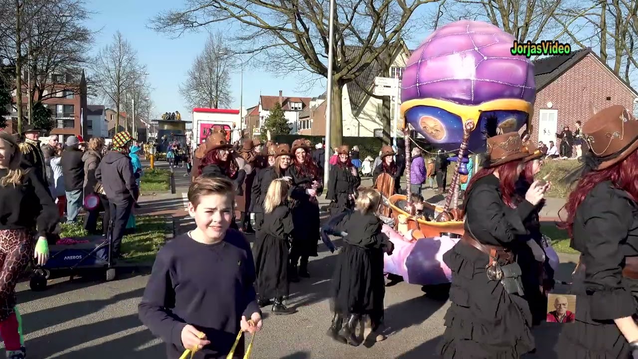 Optocht Gennep 2025 Deel 6